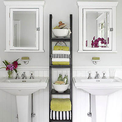 11 Ways To Maximize Every Inch Of Your Small Bathroom